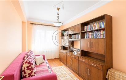 150 Evler Mahallesi'nde Sahile Yakın Eşyalı Kiralık 3+1 Daire