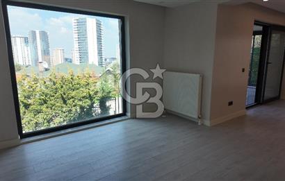Acar Beytepe Sitesinde Bakımlı, 3 Katlı, Bahçeli 4+1 Villa