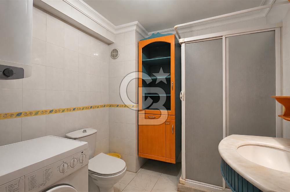 150 Evler Mahallesi'nde Sahile Yakın Eşyalı Kiralık 3+1 Daire