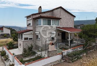 Yeni Foça Donatkent'te Kapanmaz Deniz Manzaralı Müstakil Yazlık - 1 - 358641