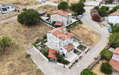 Yeni Foça Donatkent'te Kapanmaz Deniz Manzaralı Müstakil Yazlık