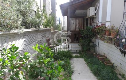 Karakayalar Mevkiin'de Köşe Parsel Bağımsız Girişli Fırsat Villa