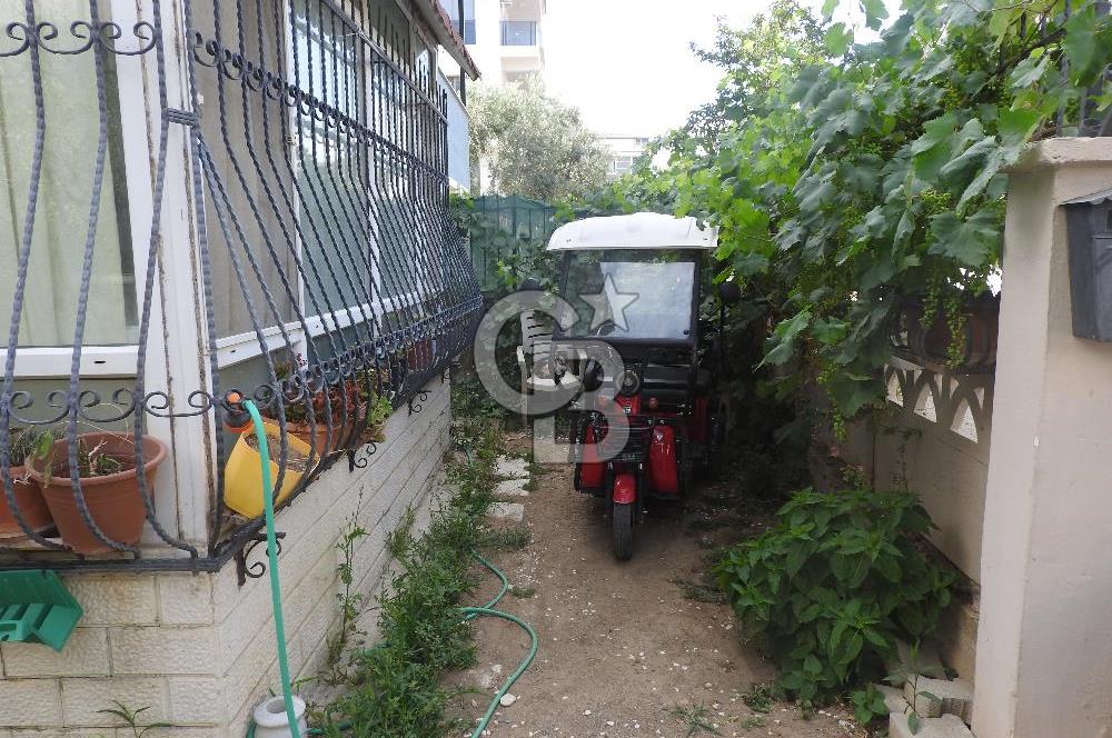 Karakayalar Mevkiin'de Köşe Parsel Bağımsız Girişli Fırsat Villa