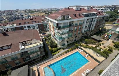 BEYLİKDÜZÜ ŞEHRİ BEYAZ 2 SİTESİNDE 4+1 KİRALIK SIFIR DAİRE