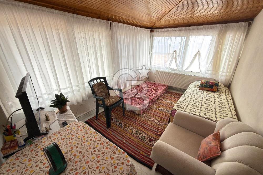 Yeni Foça Donatkent'te Kapanmaz Deniz Manzaralı Müstakil Yazlık