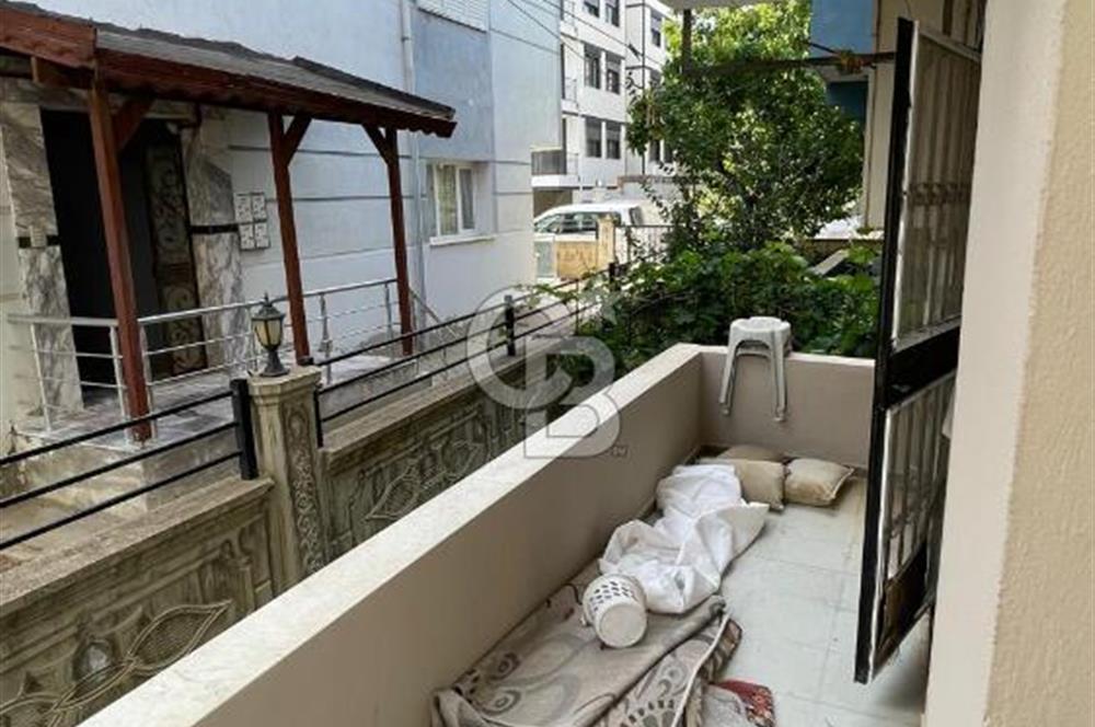 Karakayalar Mevkiin'de Köşe Parsel Bağımsız Girişli Fırsat Villa