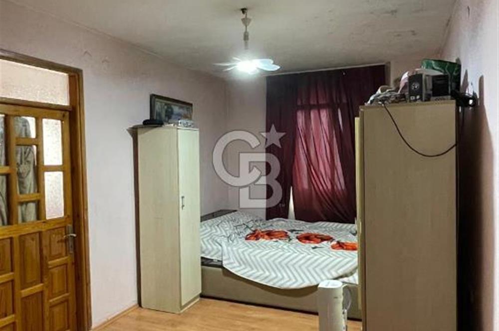 Karakayalar Mevkiin'de Köşe Parsel Bağımsız Girişli Fırsat Villa