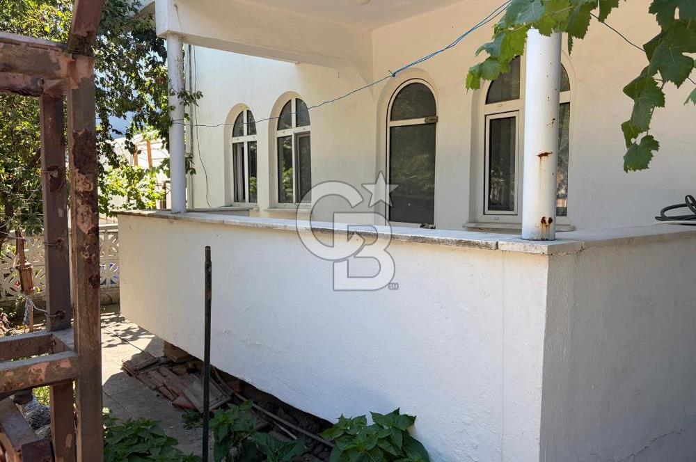 COLDWELL BANKER SILVERDAN GEMLİK KUMSAS'DA SATILIK MÜSTAKİL BİNA