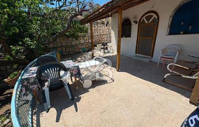 Karaburun Efes Sitesinde Deniz Manzarlı Satılık Müstakil