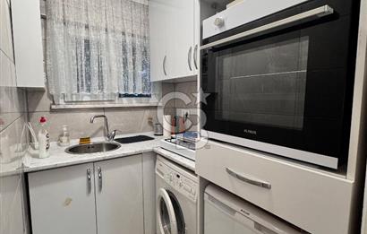 KADIKÖY CAFERAĞA'DA BALKONLU 2+1 KİRALIK DAİRE