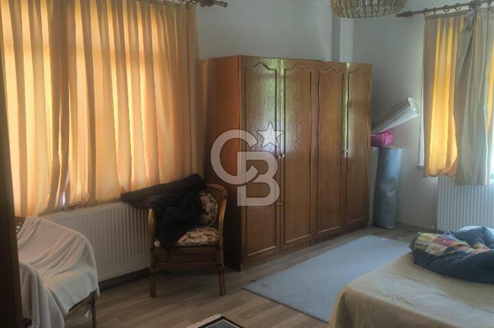 DENİZLE İÇ İÇE SATILIK KOMPLE BİNA FIRSATI
