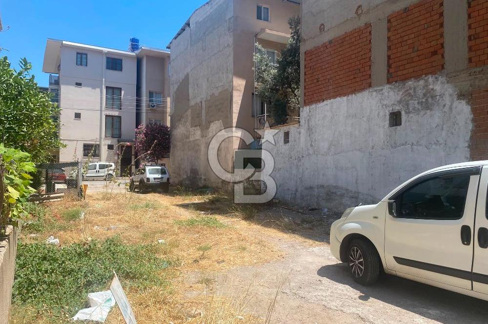 BORNOVA ÜMİT MAHALLESİ MÜSTAKİL TAPULU 158 M2 ARSA 
