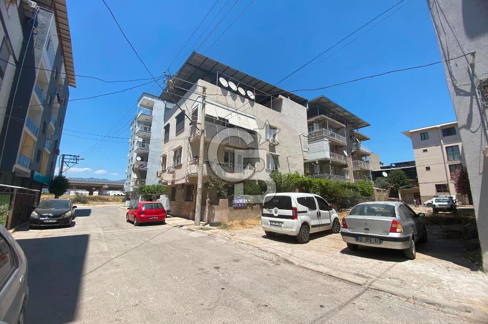 BORNOVA ÜMİT MAHALLESİ MÜSTAKİL TAPULU 158 M2 ARSA 