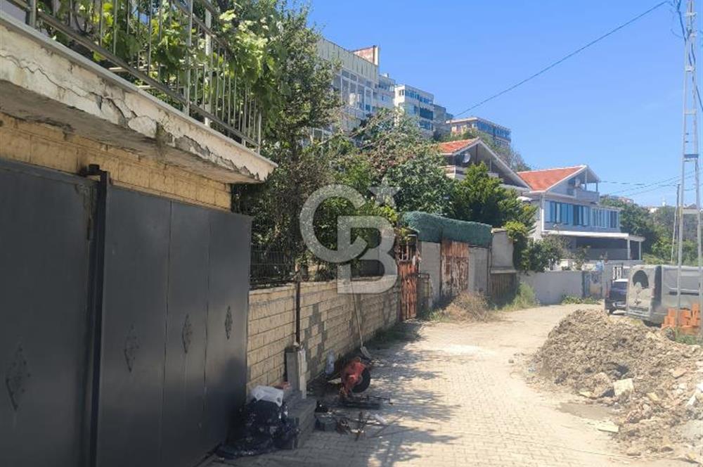 DENİZLE İÇ İÇE SATILIK KOMPLE BİNA FIRSATI