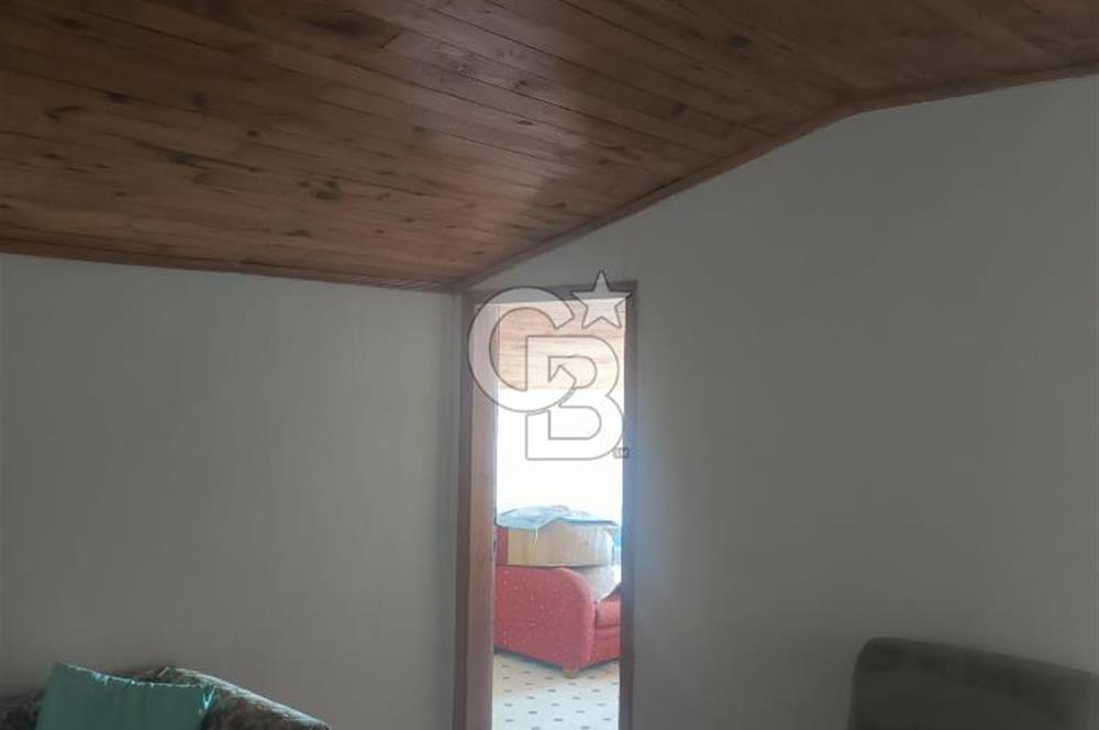 DENİZLE İÇ İÇE SATILIK KOMPLE BİNA FIRSATI