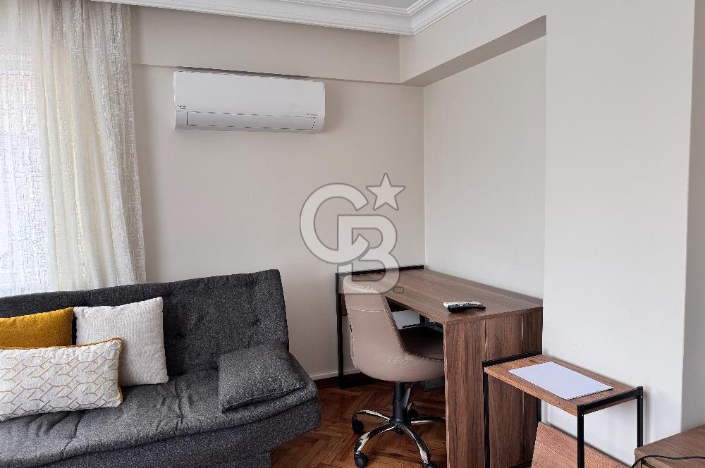 KADIKÖY CAFERAĞA'DA BALKONLU 2+1 KİRALIK DAİRE