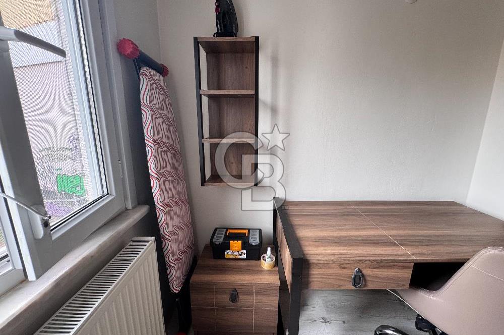 KADIKÖY CAFERAĞA'DA BALKONLU 2+1 KİRALIK DAİRE