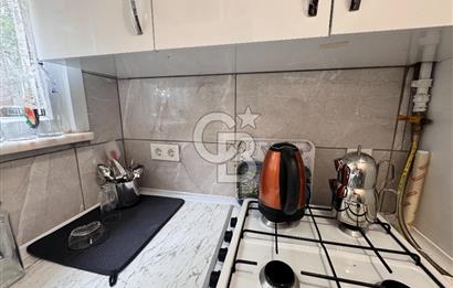 KADIKÖY CAFERAĞA'DA BALKONLU 2+1 KİRALIK DAİRE