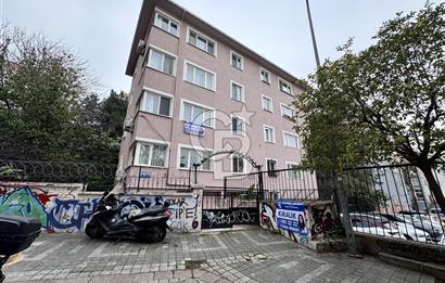 KADIKÖY CAFERAĞA'DA BALKONLU 2+1 KİRALIK DAİRE