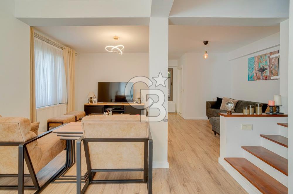 Urla Atatürk Mah.Denize 150 m Satılık Villa