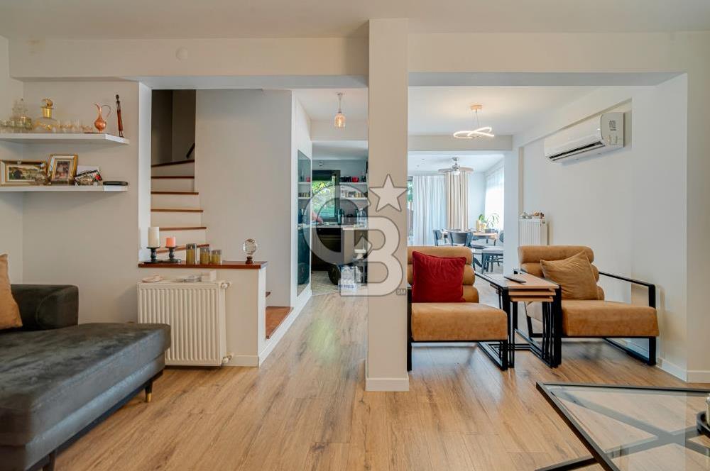 Urla Atatürk Mah.Denize 150 m Satılık Villa