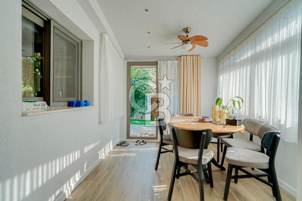 Urla Atatürk Mah.Denize 150 m Satılık Villa