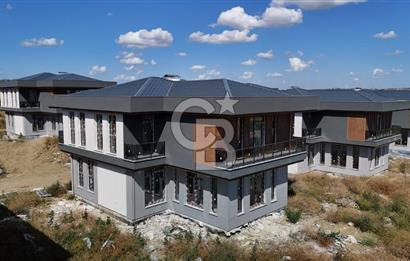 SATILIK KAVAKLI'DA 8+1 TRİPLEKS MÜSTAKİL VİLLALAR