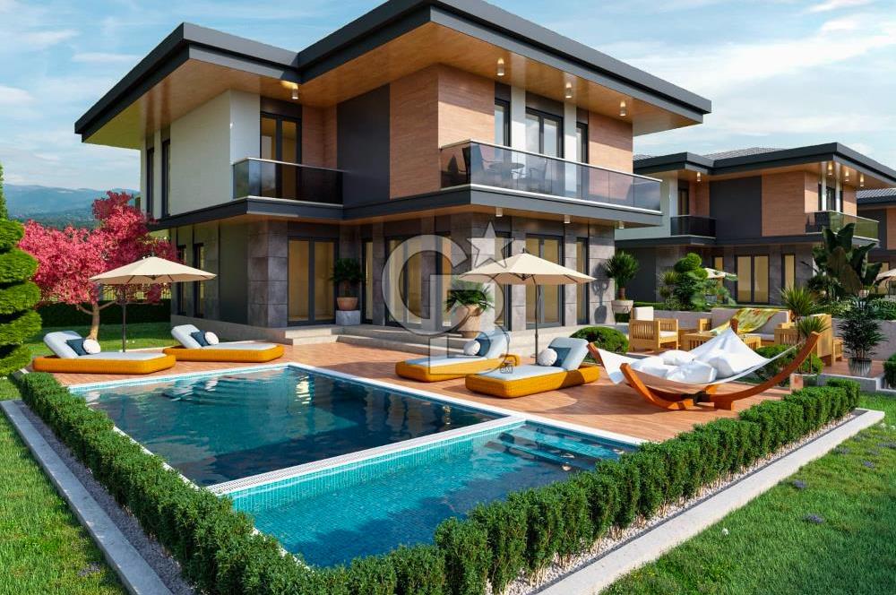 SATILIK KAVAKLI'DA 8+1 TRİPLEKS MÜSTAKİL VİLLALAR