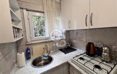 KADIKÖY CAFERAĞA'DA BALKONLU 2+1 KİRALIK DAİRE