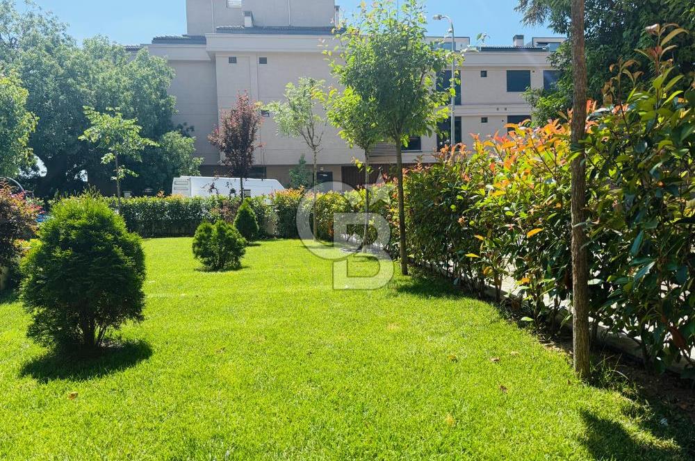Caddebostan Yalı Parseli Satılık 3+1 Bahçe Katı