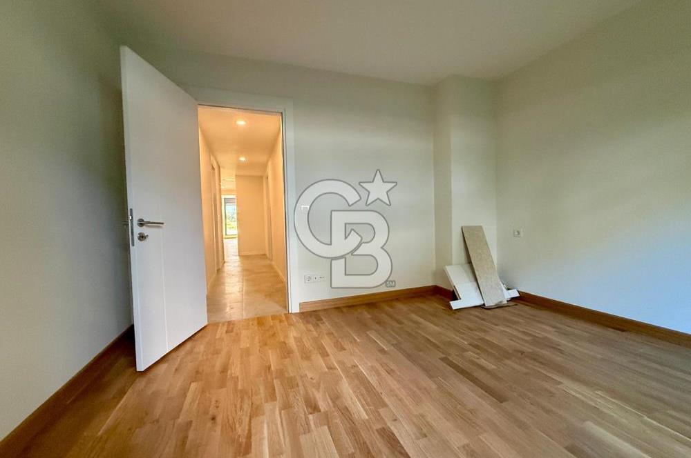 Caddebostan Yalı Parseli Satılık 3+1 Bahçe Katı