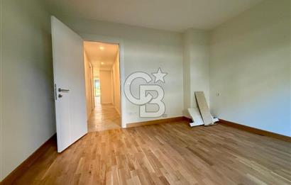 Caddebostan Yalı Parseli Satılık 3+1 Bahçe Katı