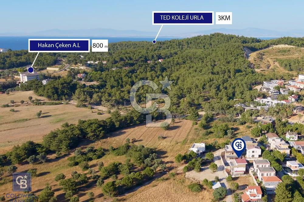 URLA KALABAKTA SATILIK 4+1 VİLLA