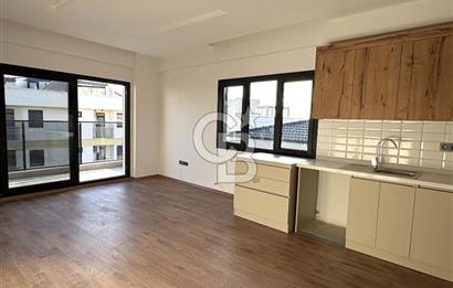 KUŞADASI SAHİL ATATÜRK BULVARI SATILIK 2+1 DAİRE