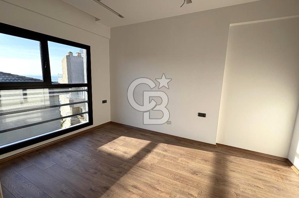 KUŞADASI SAHİL ATATÜRK BULVARI SATILIK 2+1 DAİRE