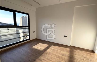 KUŞADASI SAHİL ATATÜRK BULVARI SATILIK 2+1 DAİRE