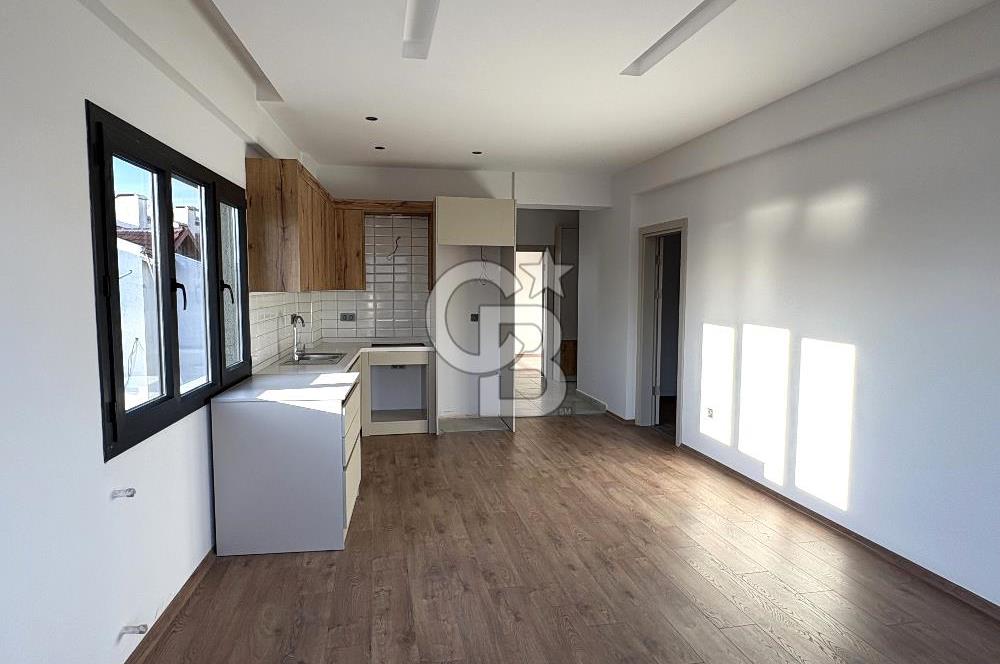 KUŞADASI SAHİL ATATÜRK BULVARI SATILIK 2+1 DAİRE
