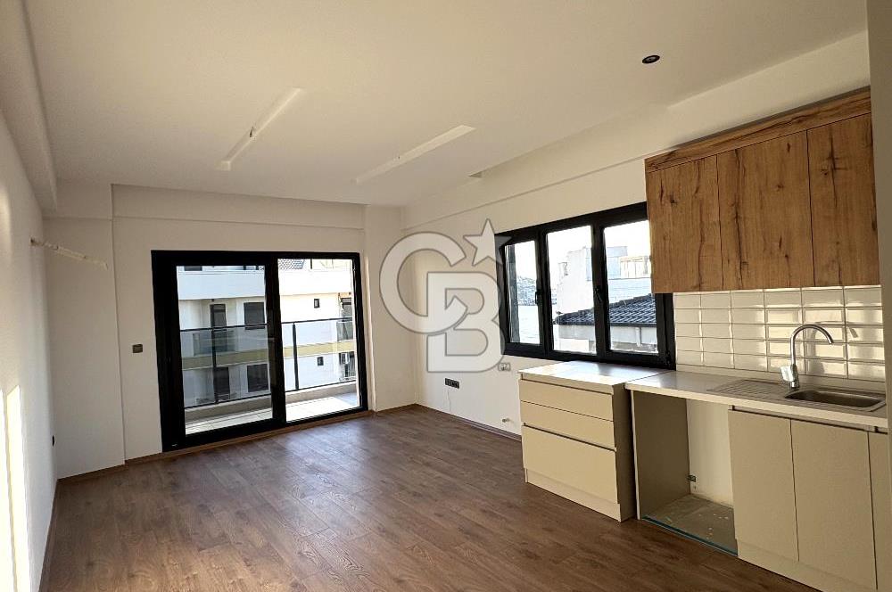 KUŞADASI SAHİL ATATÜRK BULVARI SATILIK 2+1 DAİRE