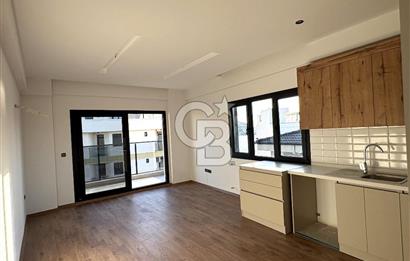 KUŞADASI SAHİL ATATÜRK BULVARI SATILIK 2+1 DAİRE