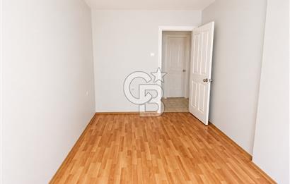 KÜKÜRTLÜ CADDESİ ÜZERİNDE SATILIK GENİŞ 2+1 DAİRE