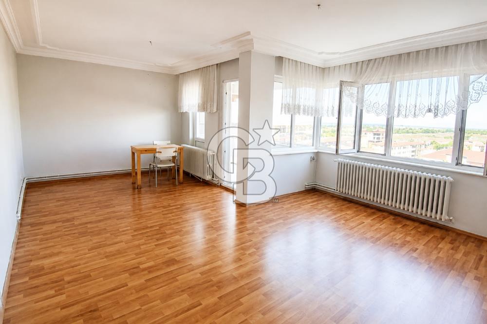 KÜKÜRTLÜ CADDESİ ÜZERİNDE SATILIK GENİŞ 2+1 DAİRE