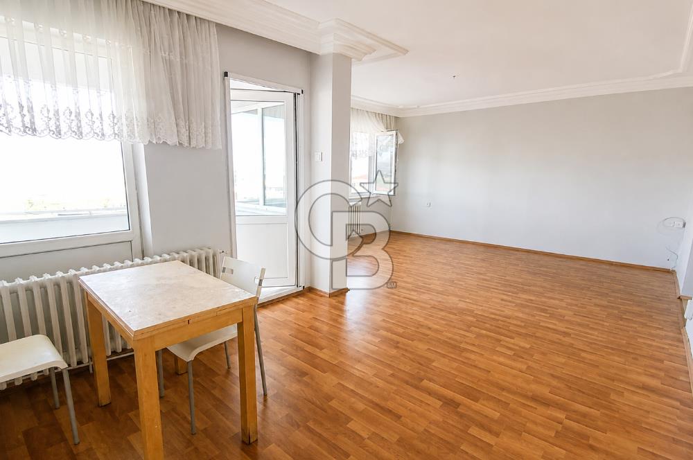 KÜKÜRTLÜ CADDESİ ÜZERİNDE SATILIK GENİŞ 2+1 DAİRE