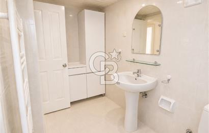 KÜKÜRTLÜ CADDESİ ÜZERİNDE SATILIK GENİŞ 2+1 DAİRE