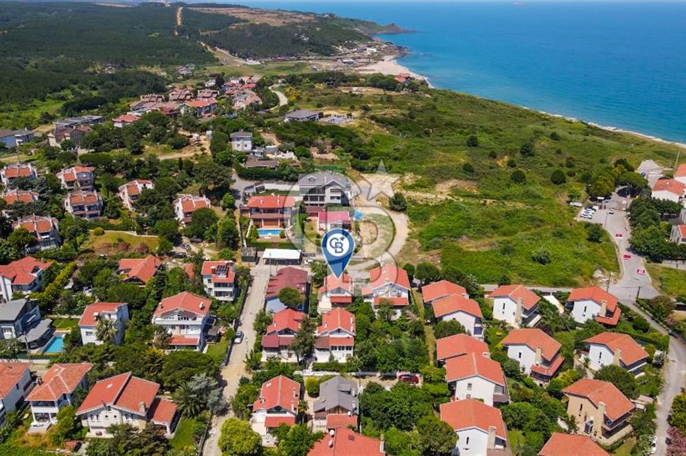 Şile Sahilköyde Denize 700M Mesafe Bahçeli Satılık Müstakil Ev