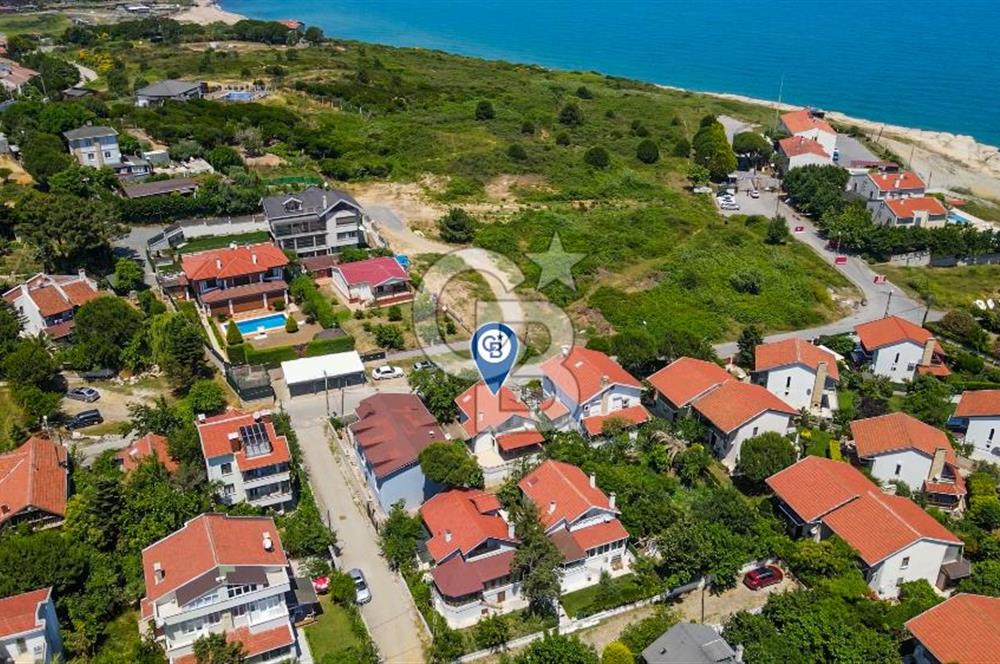 Şile Sahilköyde Denize 700M Mesafe Bahçeli Satılık Müstakil Ev