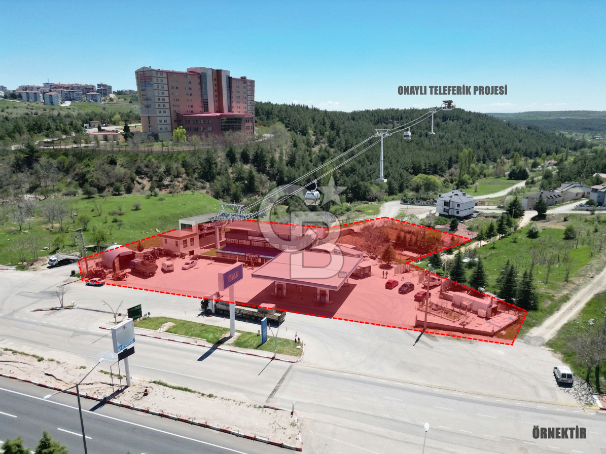 3.363 m² DEV TİCARİ ALAN: AKARYAKIT ,RESTAURANT VE TELEFERİK...