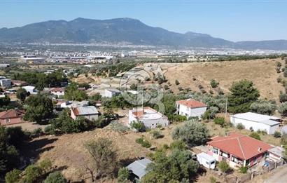 SÜTÇÜLERDE 1083 M2 İÇİNDE 120 M2 MÜSTAKİL YAPILI RIZAİ TAKSİMLİ ZEYTİNLİK 