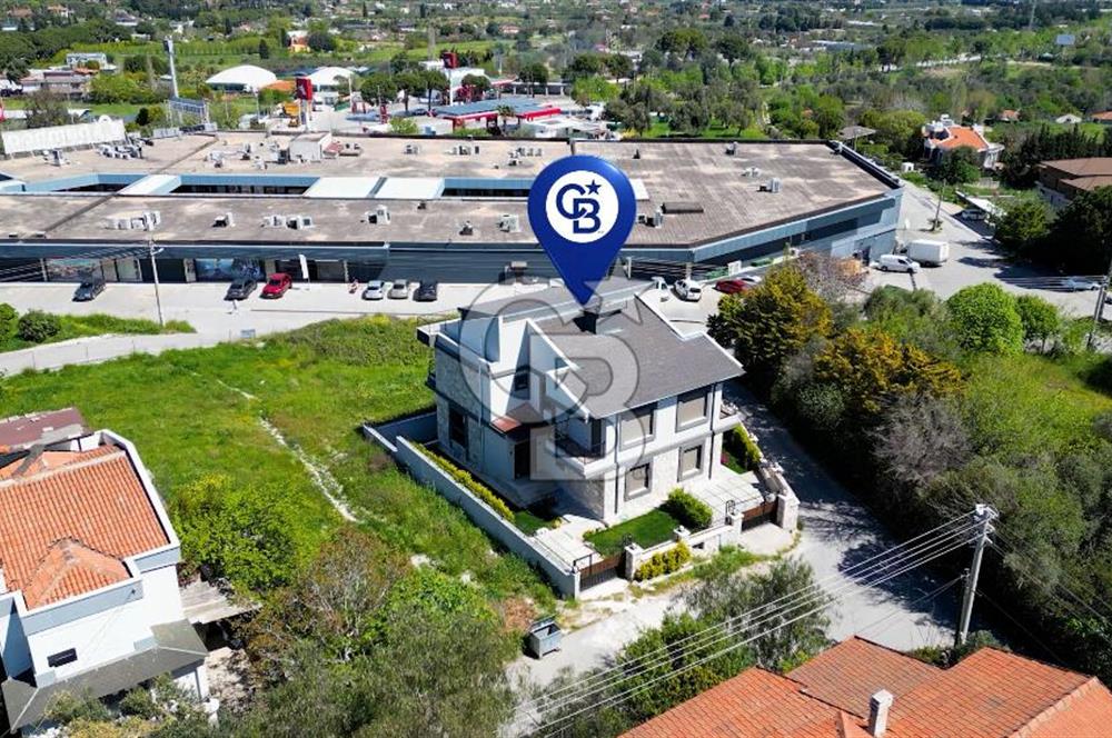 URLA YENİKENT MAH. SATILIK İKİZ VİLLA