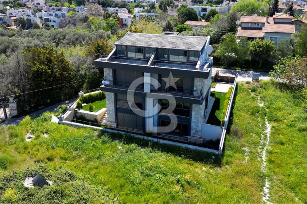URLA YENİKENT MAH. SATILIK İKİZ VİLLA