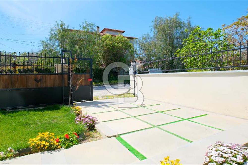 URLA YENİKENT MAH. SATILIK İKİZ VİLLA